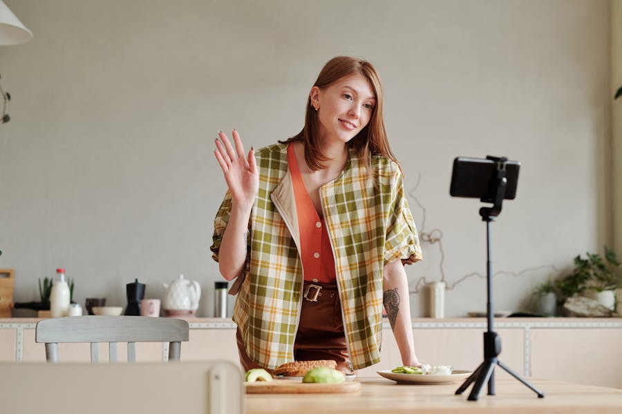 5 Video Marketing Hacks Every Small Business Can Use to Get More Engagement